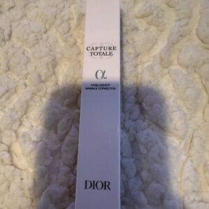 Dior Capture Totale Hyalushot Wrinkle Correcter New